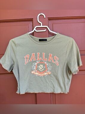SHEIN Olive Green Dallas Cropped Tee with Orange Print